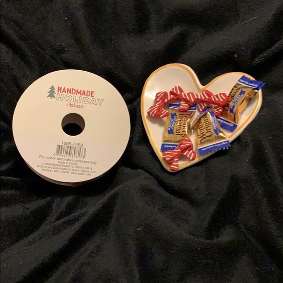 HOLIDAY TIME HANDMADE 🎀 RIBBON - Picture 2 of 3